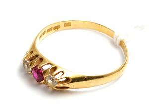 Ring 18K med