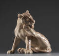 Bing  Grøndahl.-Porc. figur, løvinde nr. 2051