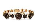 ARMBAND