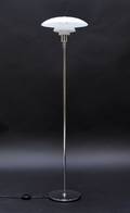 Poul Henningsen 1894-1967. PH standerlampe
