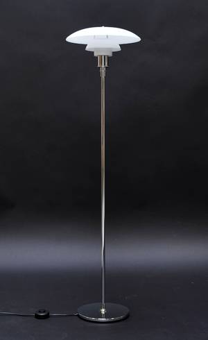 Poul Henningsen 1894-1967. PH standerlampe
