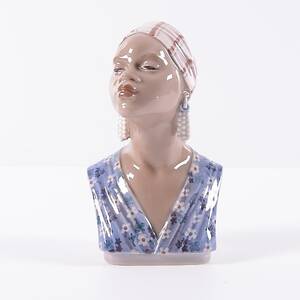 FIGURIN, porslin, Dahl Jensen, Copenhagen.