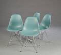 Charles Eames. Et sæt på fire stole, model DSR 4