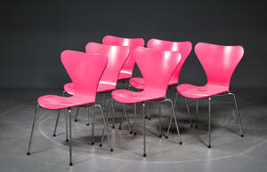 Arne Jacobsen. Syverstole model 3107 6 