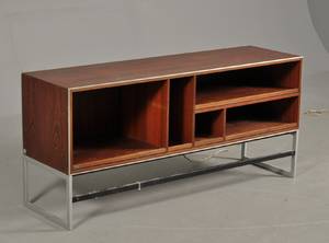 Jacob JensenBang  OlufsenStereobænk af palisander