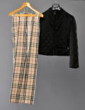Burberry. Jakke og bukser, str. 36 og 38 2