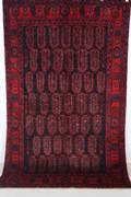 Persisk matta, Hamedan. 235 x 140 cm.
