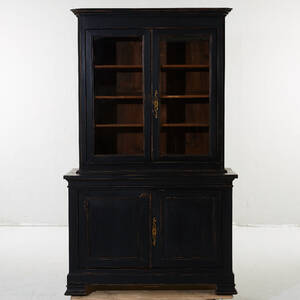 Vitrinskåp 1800-tal