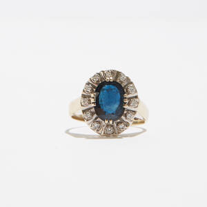 Ring 18 k vitguld diamanter