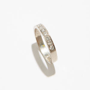 ring 18 k vitguld diamanter