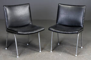 Hans J. Wegner. Par Lufthavnsstole, model AP-38 2