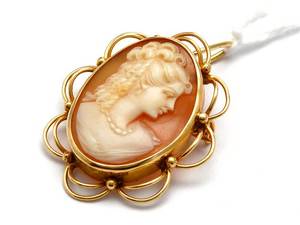 HängeBrosch med Camé