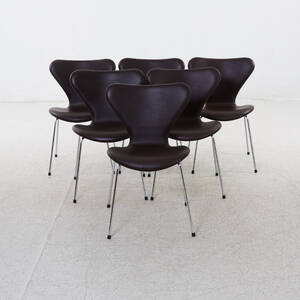 Stolar Sjuan design Arne Jacobsen