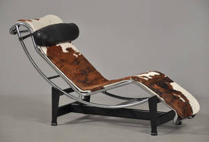 Le Corbusier 1887-1965. Chaiselong LC4 med koskind