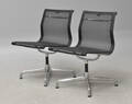 Charles Eames. Par stole, model EA-105 2 Denne vare er sat til omsalg under nyt varenummer 5022088