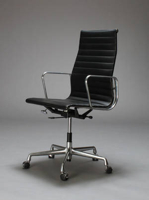 Charles Eames. Kontorstol, model EA 119