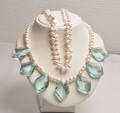 2 collier med ferskvands kulturperler mm
