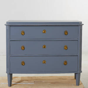 Byrå gustaviansk stil