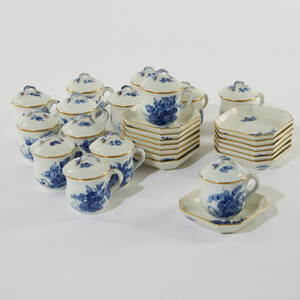 Royal Copenhagen cremekoppar