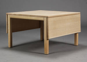 Haslev Møbelsnedkeri. Sofabord, sæbebehandlet bøgetræ
