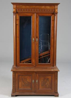 Bogskab, nøddetræ, 1800-tallet