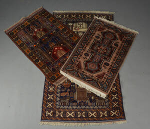 Tre orientalske tæpper. 3