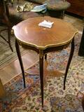 Lampbord, Louis XV-stil