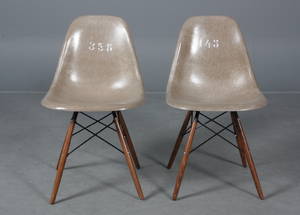 Charles Eames Par skalstole, model DSW med numre 2