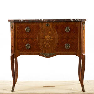 Byrå gustaviansk stil