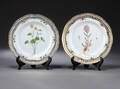 Royal CopenhagenKgl.P. To Flora Danica tallerkener af porcelæn, 203554 og 203533. 2