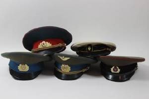 4 st Ryska skärmmössor