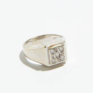 Ring 18 k vitguld diamanter
