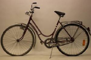 Damcykel Monark