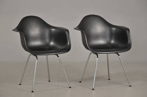 Charles Eames 1907- 1978. Par armstole, model DAR. 2