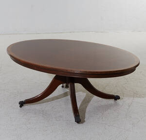 Soffbord i engelsk stil