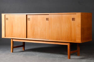 Sideboard  Anrichte  Schrank in Teak