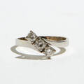 Ring 18 vitguld med diamanter