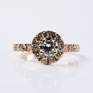 Ring 18 k guld med diamanter
