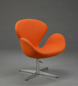 Arne Jacobsen. Lænestol Svanen. Orange