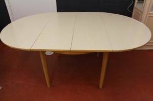 Perstorp köksbord 2 iläggsskivor