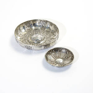 Skålar silver orientalisk
