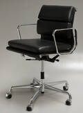 Charles Eames. Soft Pad kontorstol, Model EA-217