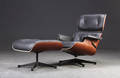 Charles Eames 1907-1978. Lounge Chair med Ottoman 2