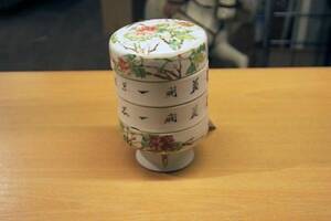 Ask på fot, 4 delad