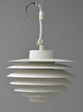 Svend Middelboe. Verona pendel af hvidlakeret aluminium