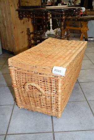 Korg med lock, 70x40 H45