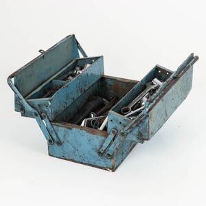 VERKTYGSLÅDA med div verktyg