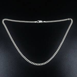 Halsband