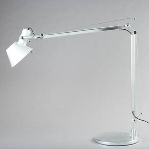 Skrivbordslampa Tolomeo