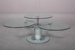 Rolf Benz. Sofabord med tre glasplader.
